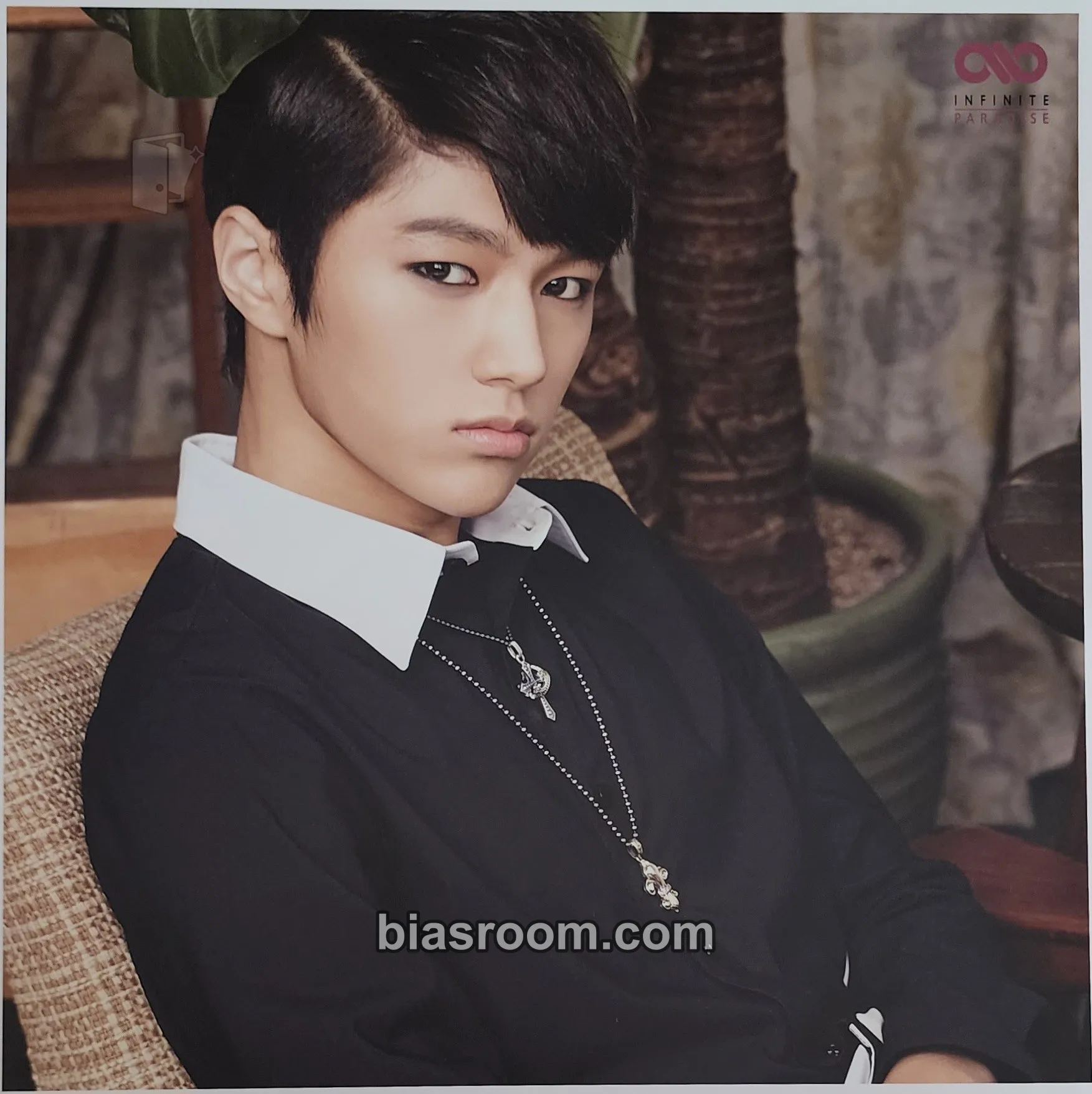L / Myungsoo Paradise Photocard - INFINITE - INFINITE K-pop photocard