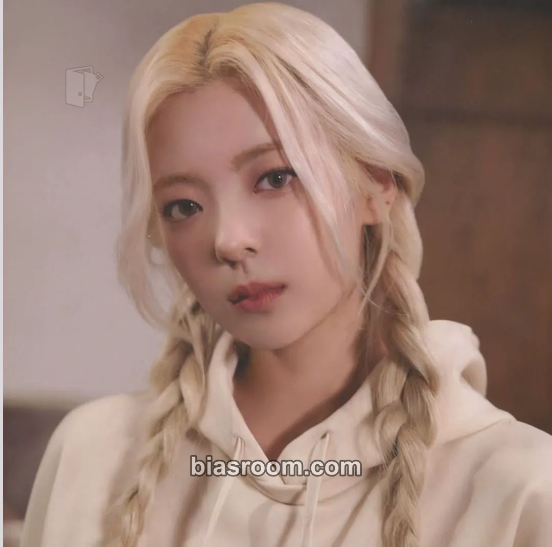Lia KILL MY DOUBT Photocard - ITZY - ITZY K-pop photocard