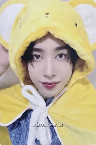 Hunter Photocards (xikers) | Bias Room