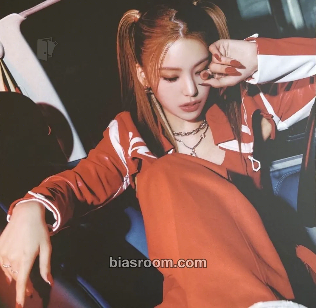 Yeji KILL MY DOUBT Photocard - ITZY - ITZY K-pop photocard