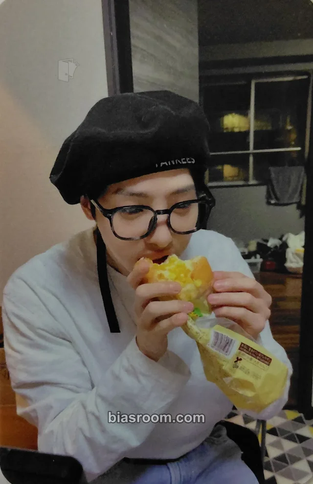 XD - RONI - Dream land Album album photocard