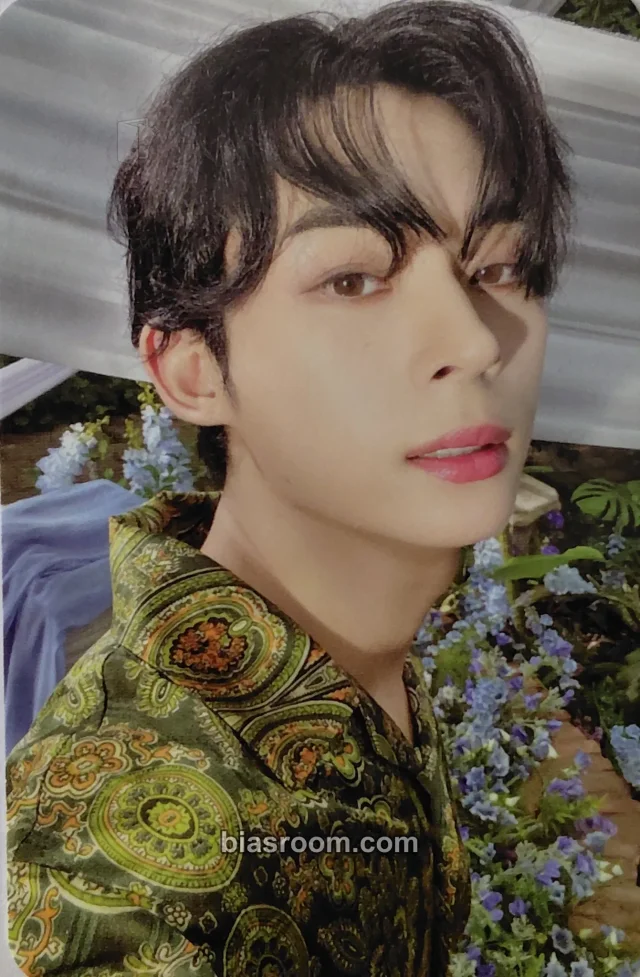 XD - UO - BLUE Album album photocard