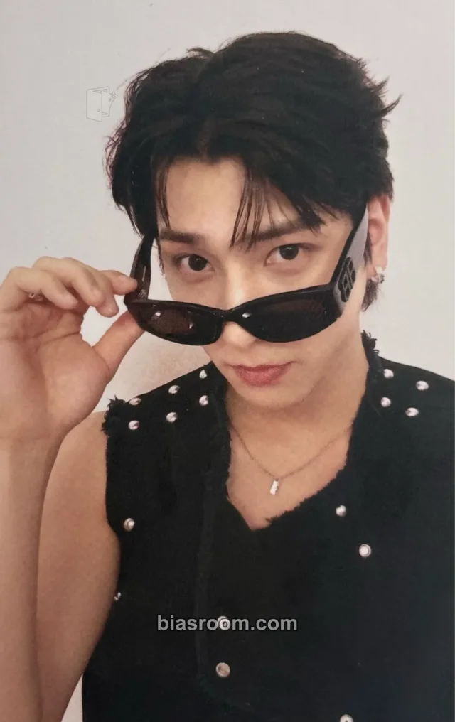 POLARIX - Hangyul - Polarix Wonderland Magazine Other magazine photocard