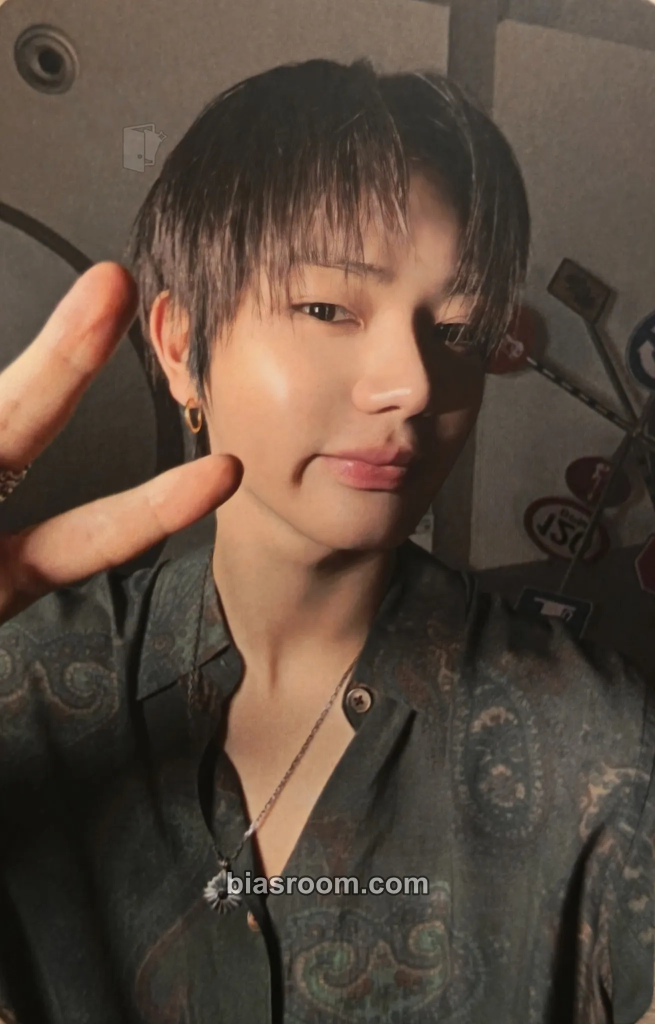 LNGSHOT - Ohyul - L'officiel Hommes Magazine Other md version photocard set magazine photocard