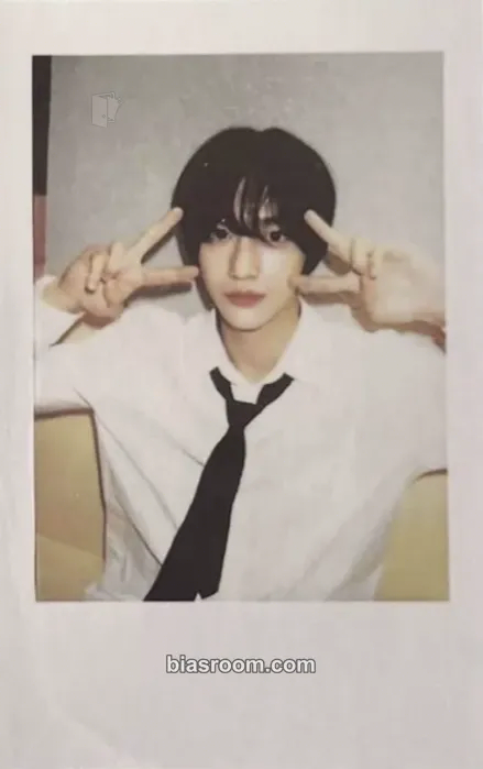 Wonbin Get A Guitar Photocard - RIIZE - RIIZE K-pop photocard