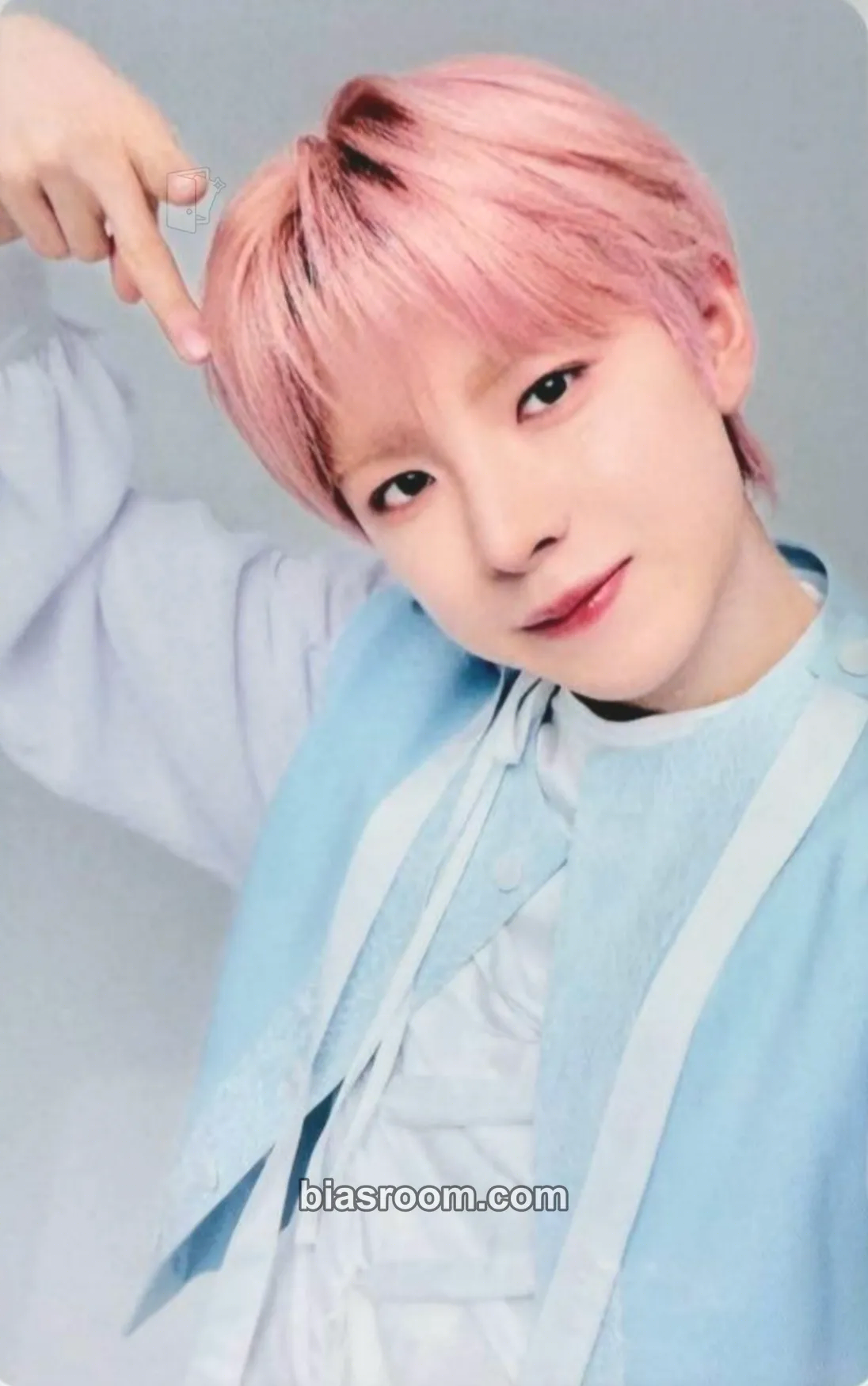 Yushi 2ND ANNIVERSARY FANMEETING IN JAPAN <6人の王子様がプロポーズしてくるなんて聞いてないんですけど> (Help! All Six Princes Are Trying to Propose to Me) Photocard - NCT WISH - NCT WISH K-pop photocard