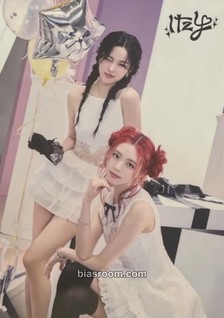 JYP JAPAN POPUP STORE 2024 Photocard - ITZY - ITZY K-pop photocard