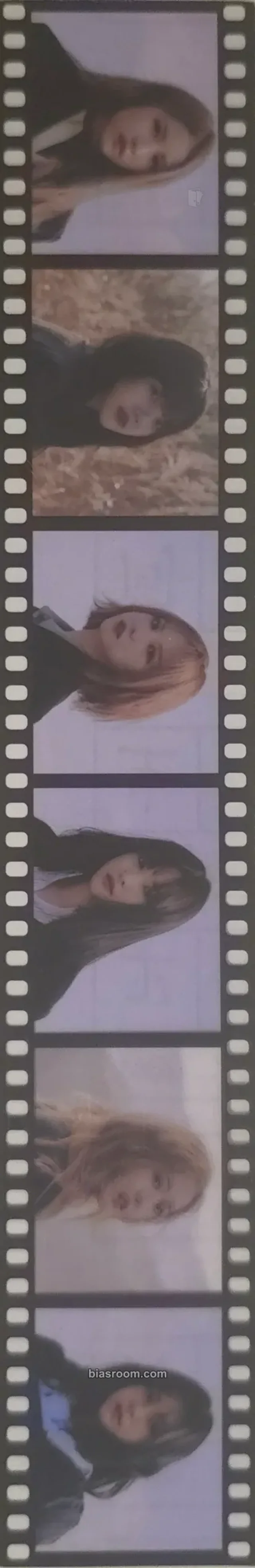 GFRIEND - 回: LABYRINTH Album film strip horizontal album inclusion transparent/translucent