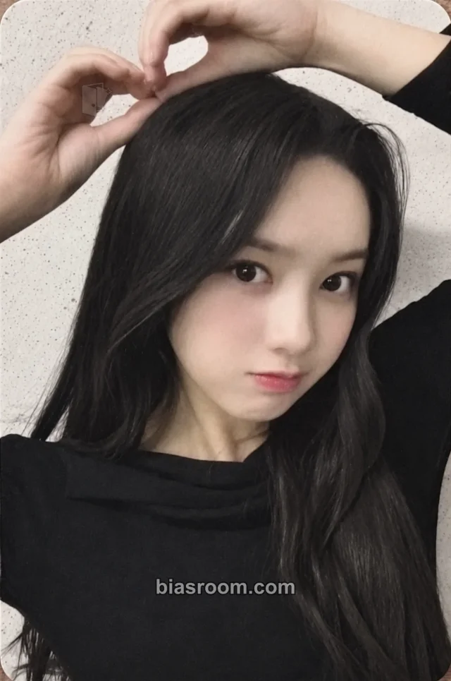 UNIS - Elisia - CURIOUS Album video call (fancall) withmuu/withdrama round 6