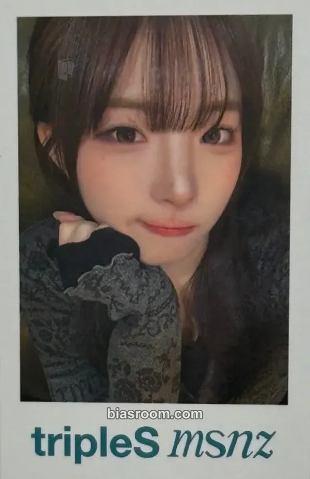 tripleS - Hayeon - Beyond Beauty Album everline round 9 fansign polaroid
