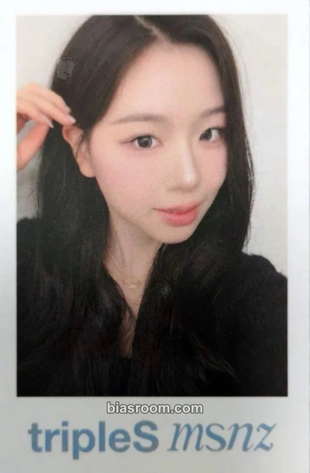 tripleS - Chaeyeon - Beyond Beauty Album everline fansign round 4 polaroid