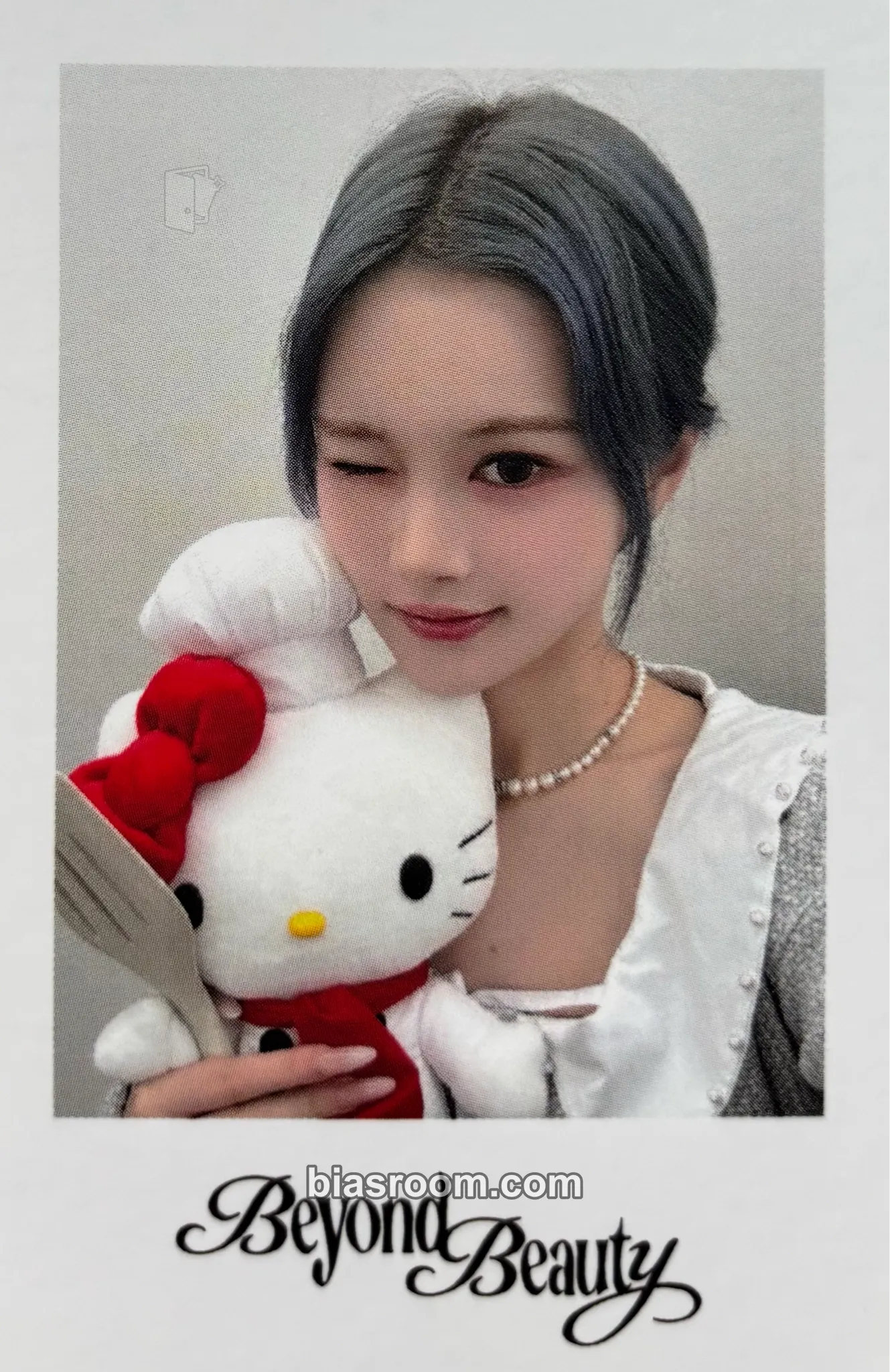 Mayu Beyond Beauty Photocard - tripleS - tripleS K-pop photocard