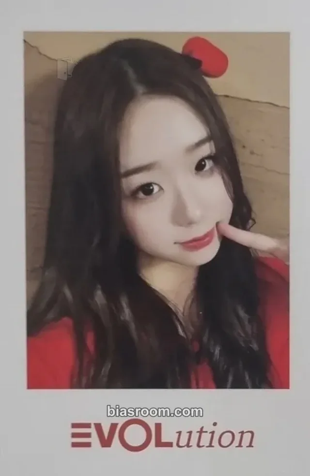 tripleS - Chaeyeon - Mujuk Album makestar video call (fancall) fansign round 1 polaroid