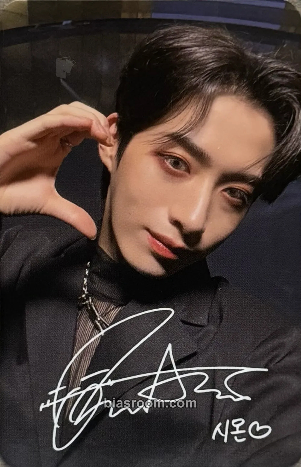 Xion MALUS Photocard - ONEUS - ONEUS K-pop photocard