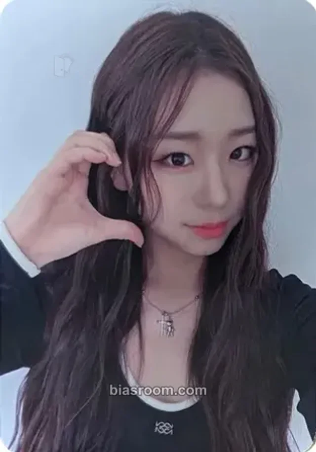 tripleS - Chaeyeon - Mujuk Album mymusictaste (mmt) showcase