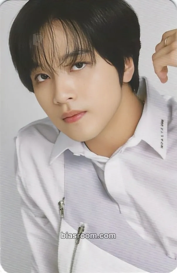 Haechan 2024 Season’s Greetings Photocard - NCT 127 - NCT 127 K-pop photocard