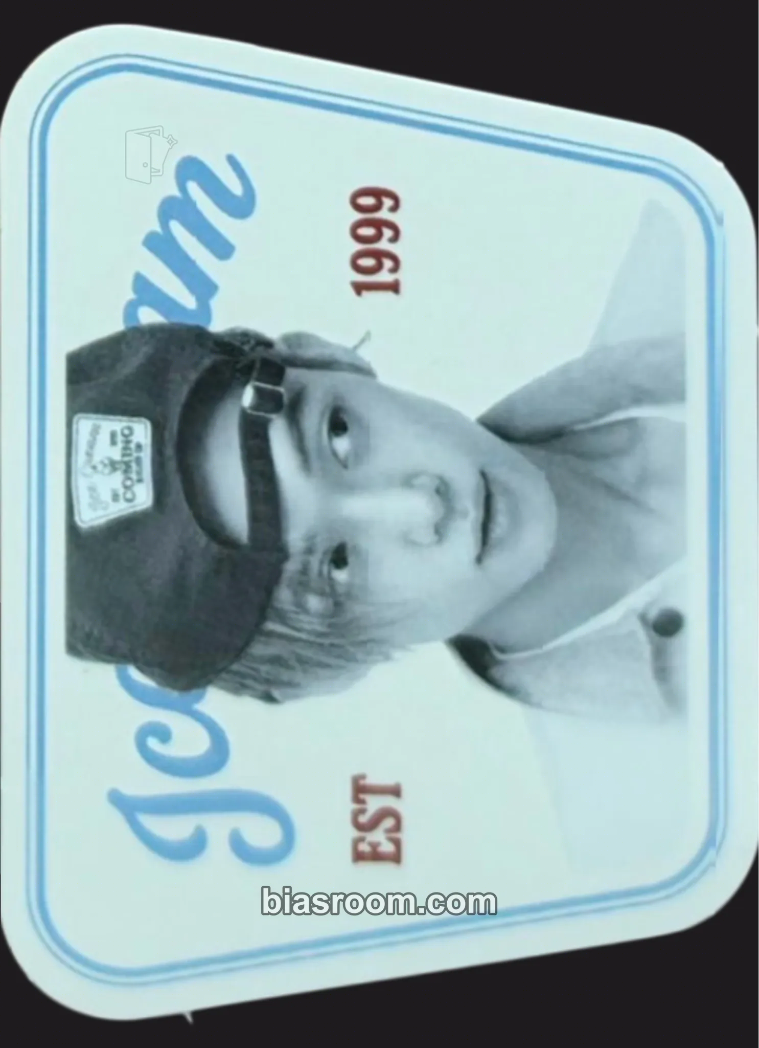 Yeonjun NO LABELS: PART 02 Photocard - TOMORROW X TOGETHER - TOMORROW X TOGETHER K-pop photocard