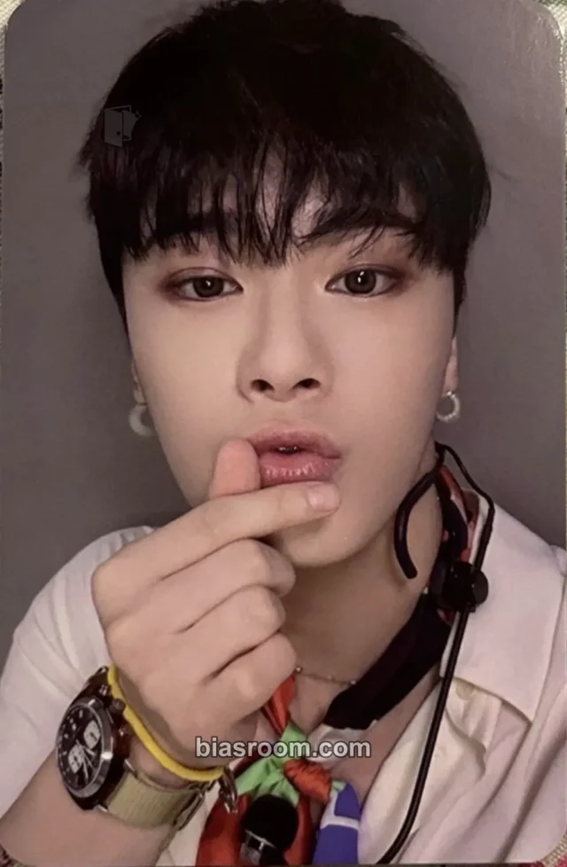 ASTRO - Moonbin - Switch On Album apple music video call (fancall) round 4
