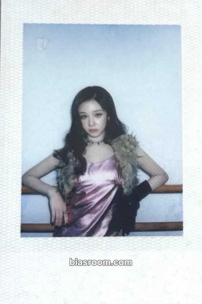 Pharita CHOOM World Tour Photocard - BABYMONSTER - BABYMONSTER K-pop photocard
