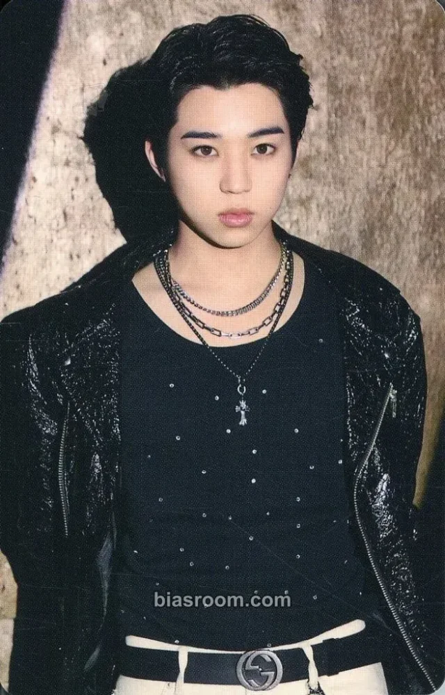 Hi-Fi Un!corn - SHUTO - First Move Album album photocard B version