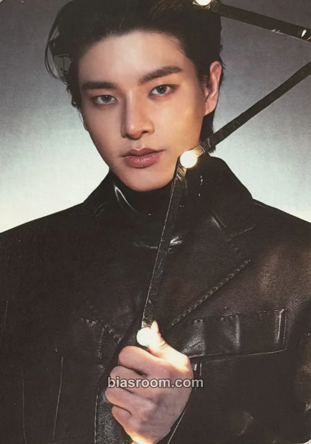 ENHYPEN - Jake - COMPLETE EDITION : The Cosmic + BAZAAR STAR : The Cosmic Other harper's bazaar photocard set photobook photocard