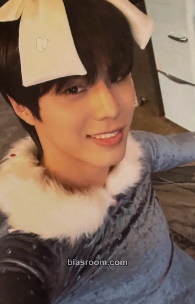 82Major - Seongbin - 2025 Season's Greetings Other everline pob (pre-order benefit)