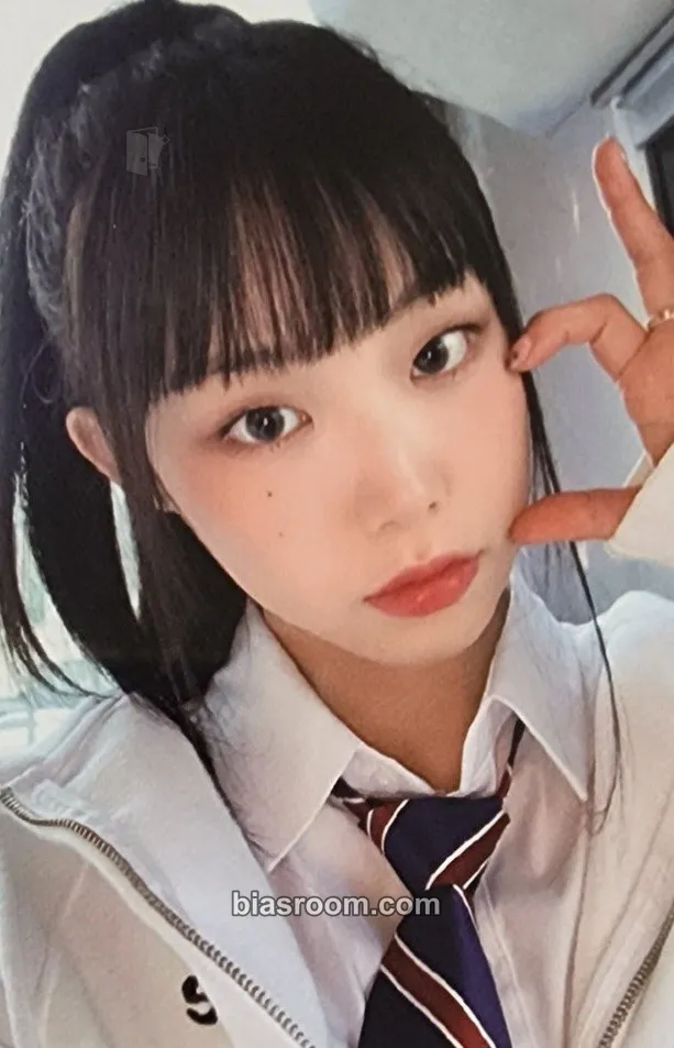Suhyeon The Billage of Perception: Chapter Three Photocard - Billlie - Billlie K-pop photocard