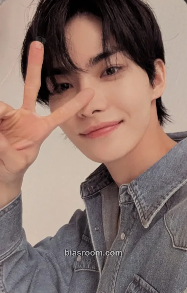 Hyunjun Hur - Hyunjun Hur (ex. Hwall) - Backseat Album album photocard