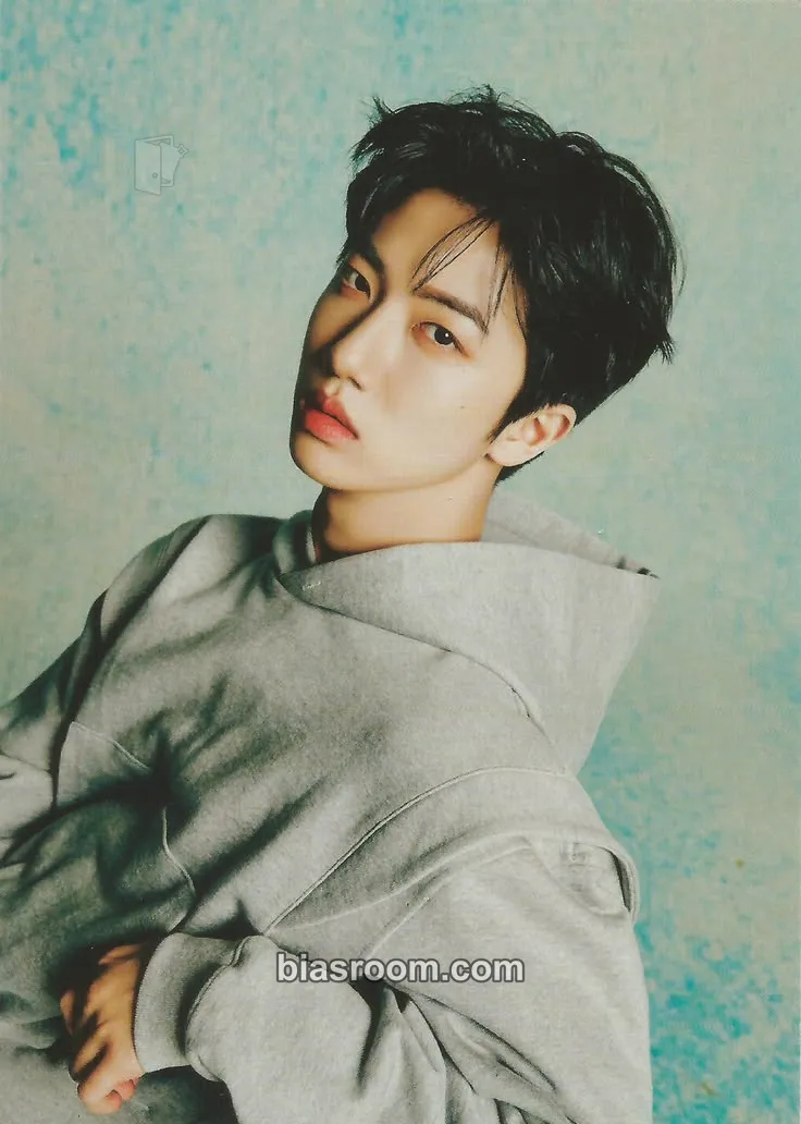 Wonjin LIBERTY : IN OUR COSMOS Photocard - CRAVITY - CRAVITY K-pop photocard