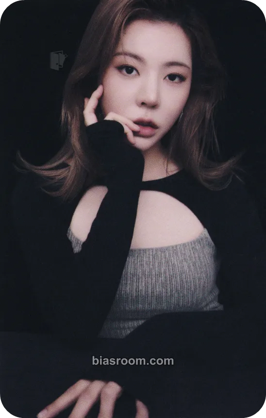 Sunny Girl's Generation-Oh!GG - 2023 Season's Greetings Photocard - Girls' Generation - Girls' Generation K-pop photocard