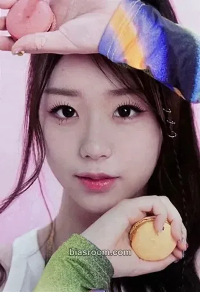tripleS - Chaeyeon - Mujuk Album merch postcard set