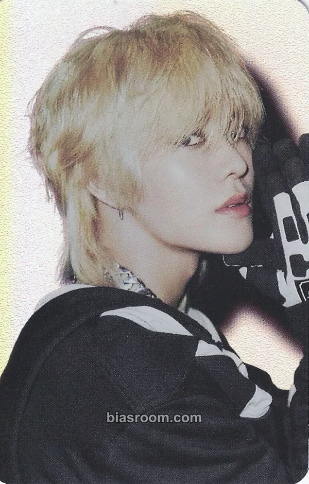 Yuta 2 BADDIES MD Photocard - NCT 127 - NCT 127 K-pop photocard
