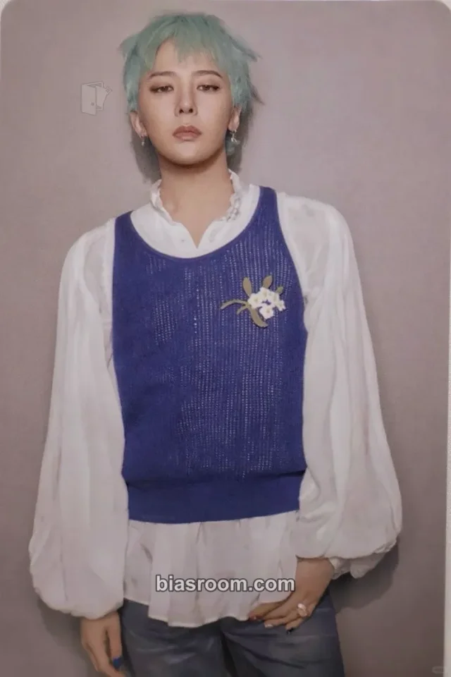 G-Dragon - G-Dragon - G-DRAGON MEDIA EXHIBITION : Übermensch Event photocard set