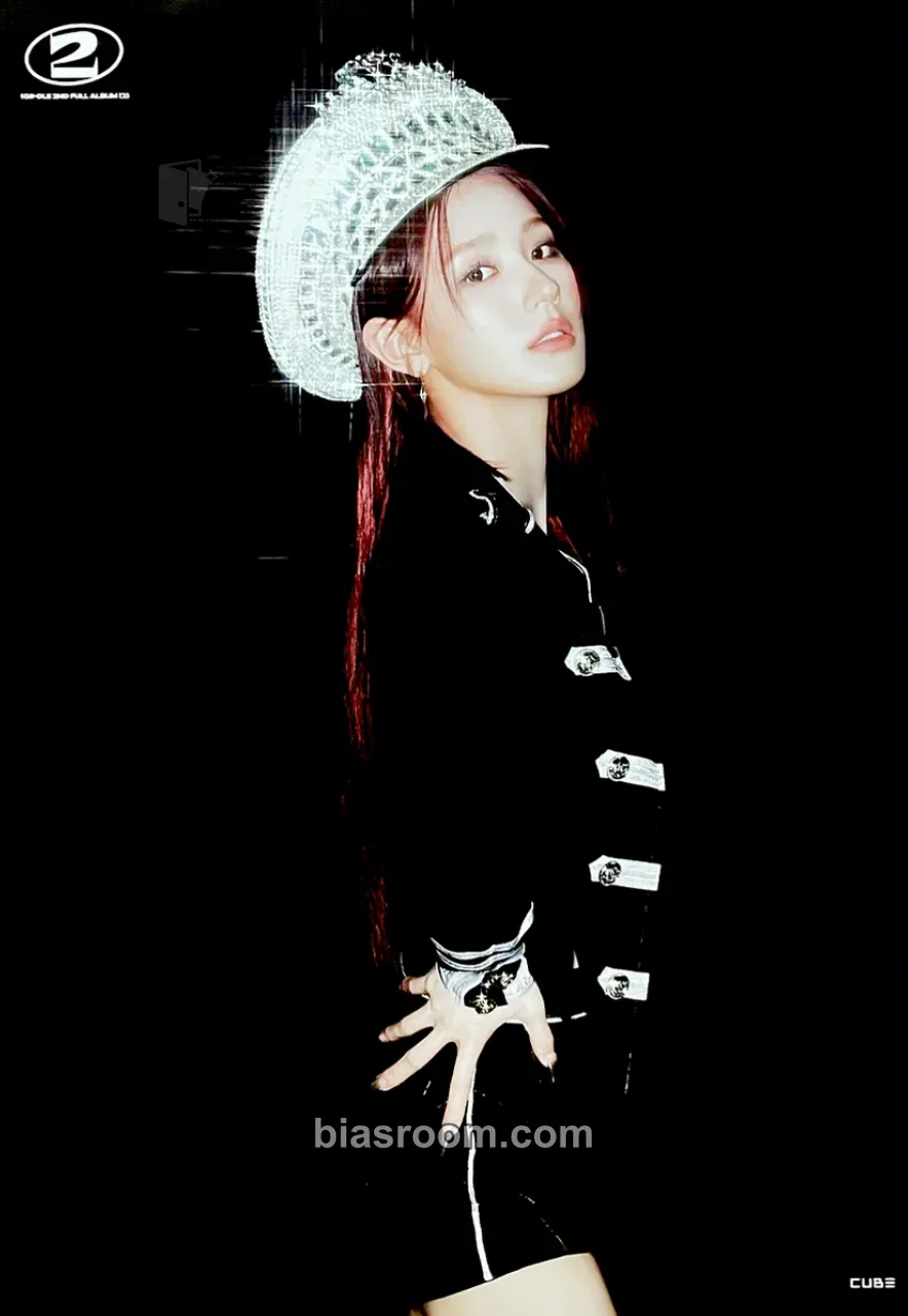 Miyeon 2 Photocard - i-dle - i-dle K-pop photocard