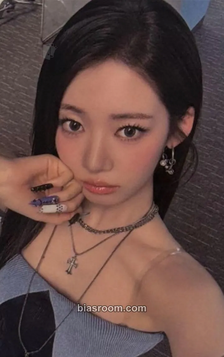 Rora SUGAR HONEY ICE TEA Photocard - BABYMONSTER | Bias Room