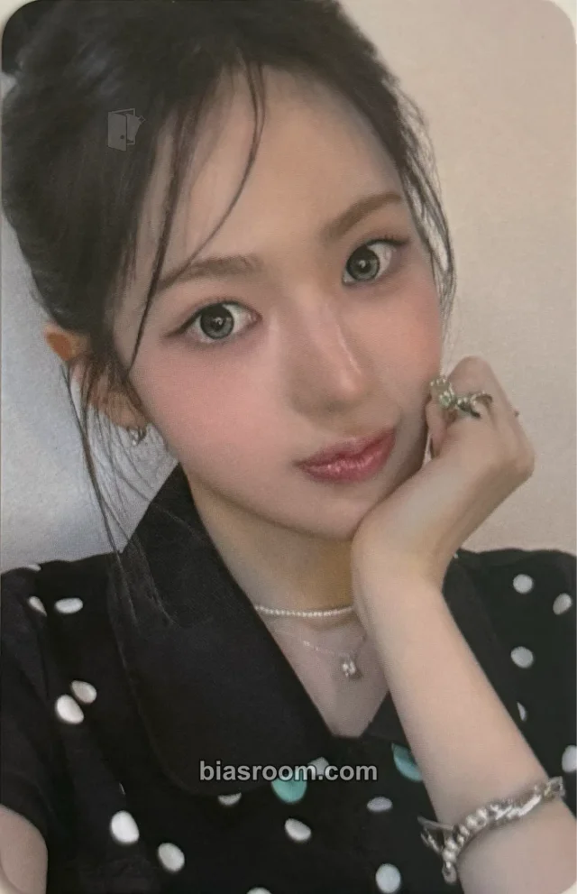 Sui KiiiKiii Delulu Pack K-pop photocard