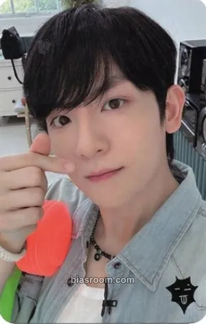 Ricky 2023 TEEN TOP CONCERT IN TAIWAN we gonna rock it drop it top it hey don't stop it pop it LIVE Photocard - Teen Top - Teen Top K-pop photocard