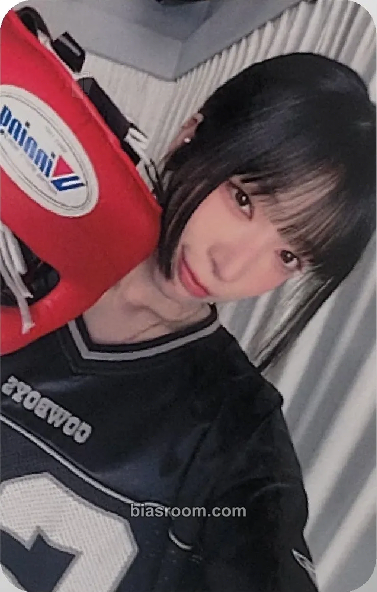 Haruna The Collective Soul and Unconscious: Chapter Two Photocard - Billlie - Billlie K-pop photocard