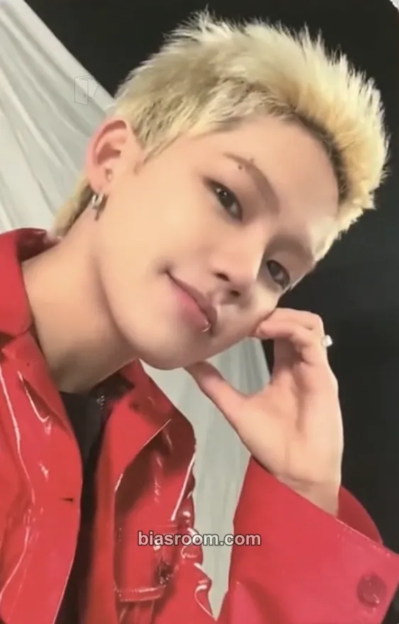 Choi Hyunsuk THE SECOND STEP : CHAPTER ONE Photocard - TREASURE - TREASURE K-pop photocard