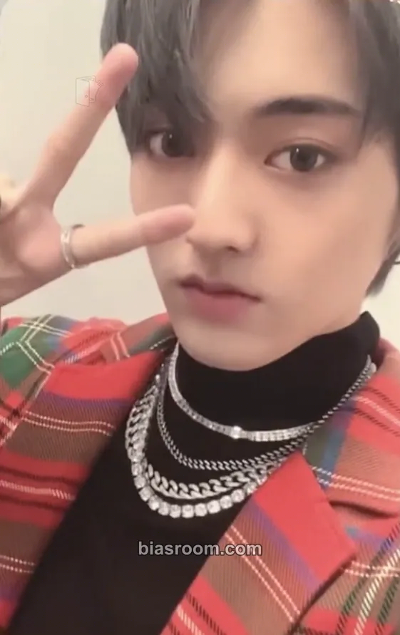 Haruto THE SECOND STEP : CHAPTER ONE Photocard - TREASURE - TREASURE K-pop photocard
