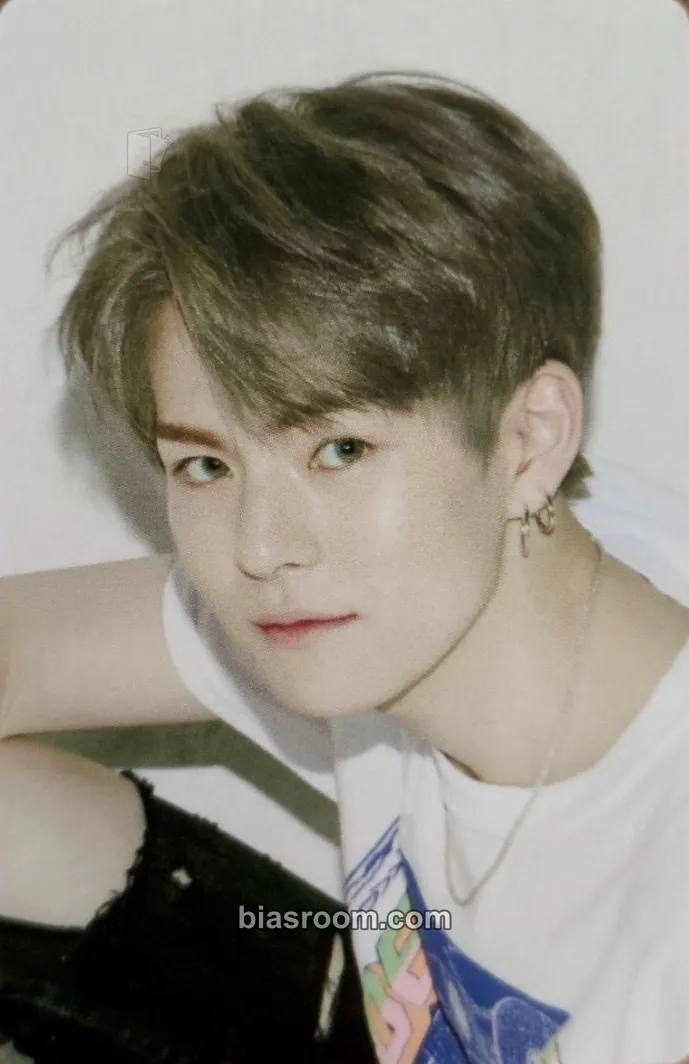 Yoshi THE SECOND STEP : CHAPTER ONE Photocard - TREASURE - TREASURE K-pop photocard