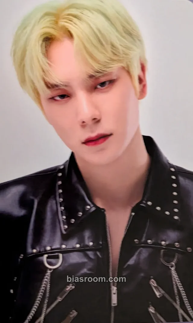 Omega X - Jehyun - Love Me Like Album poca album