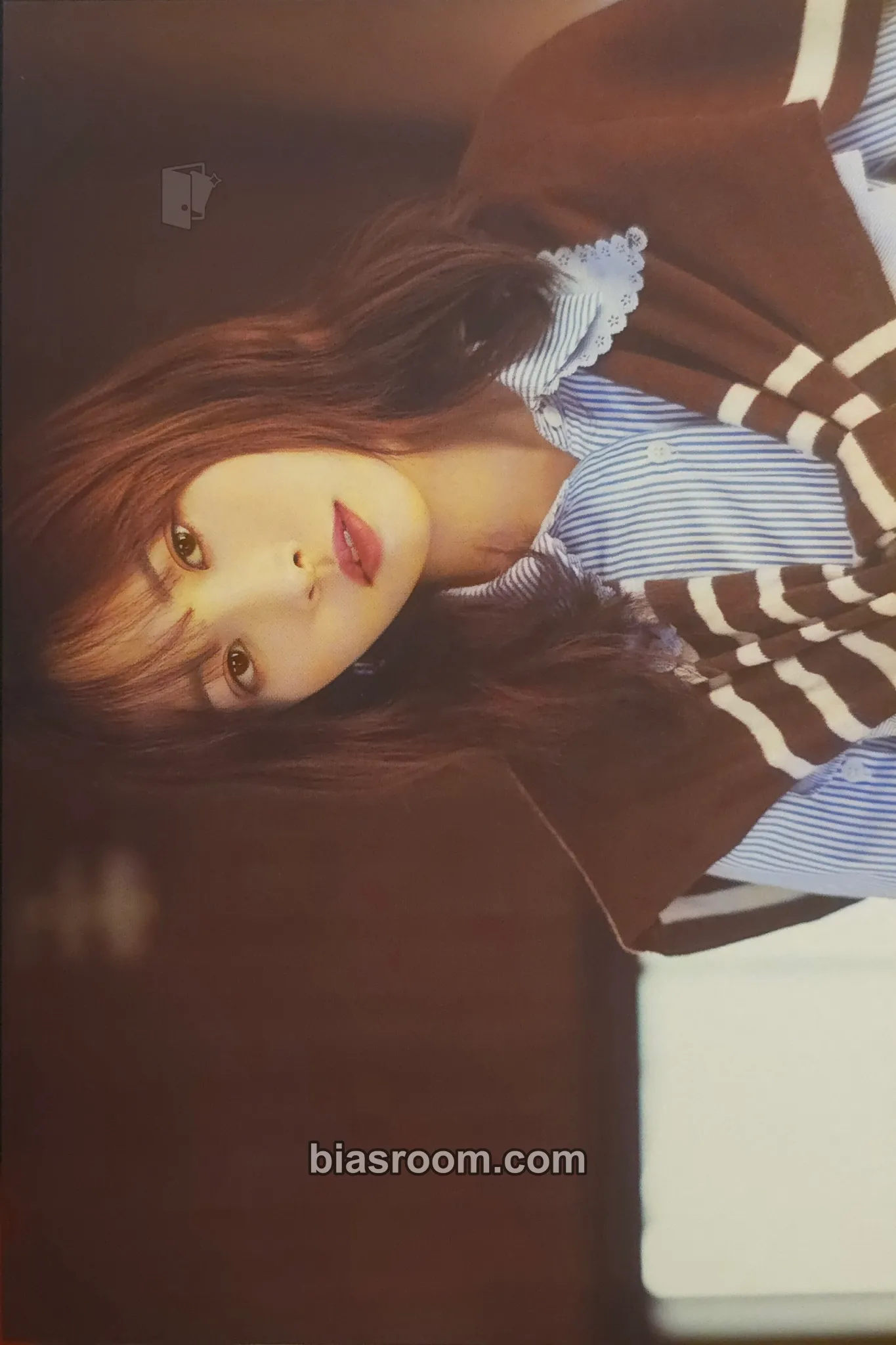Yuju 2019 Season’s Greetings “Be In Full Bloom” Photocard - GFRIEND - GFRIEND K-pop photocard