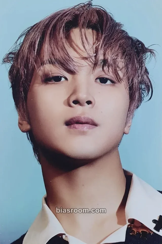NCT 127 - Haechan - Favorite Album album inclusion classic version postcard