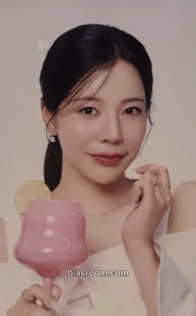 Girls' Generation - Sunny - SMTOWN 2025: THE CULTURE, THE FUTURE Album qq music nfc album event album photocard