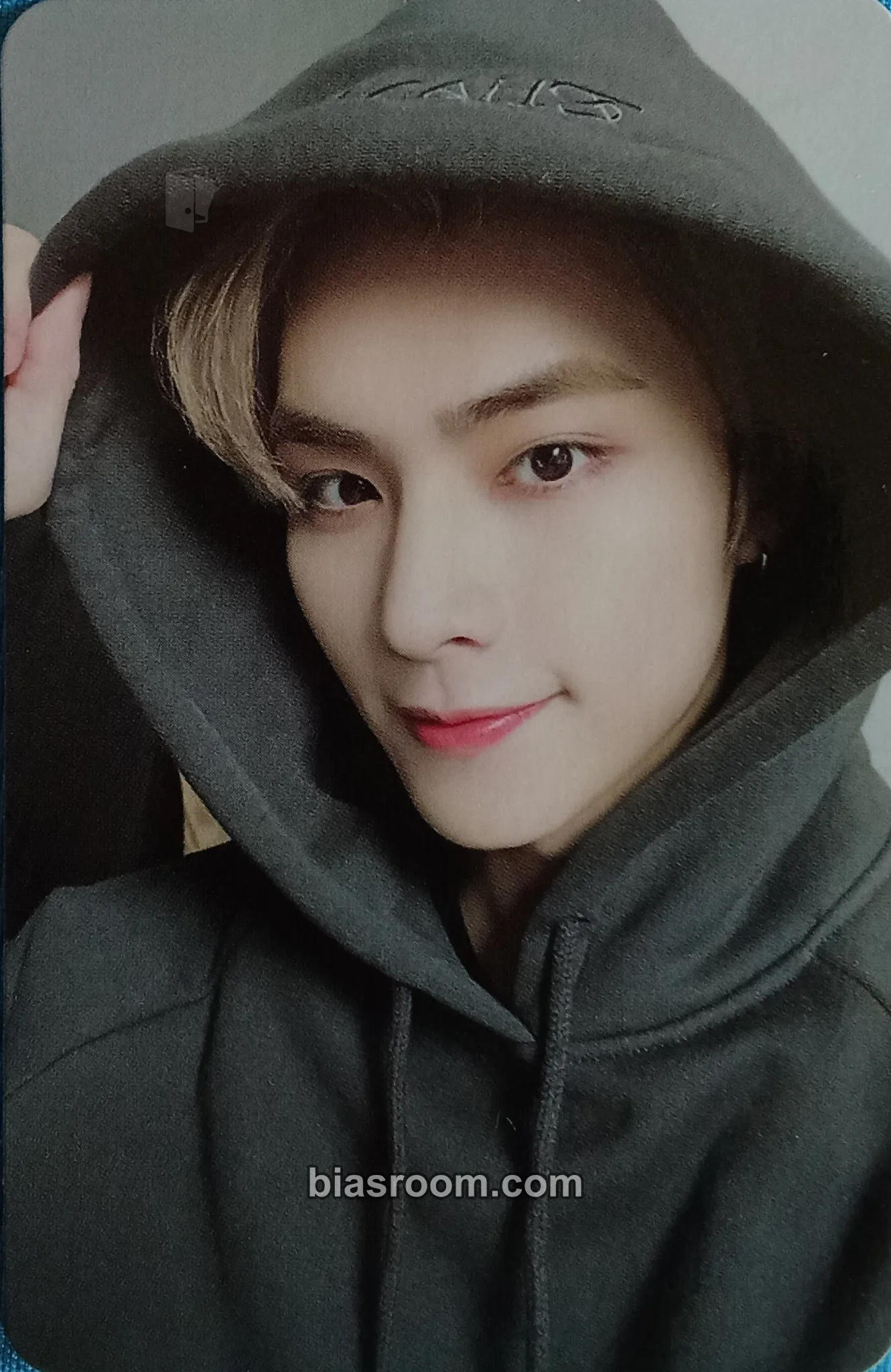 Xiaojun Phantom MD Photocard - WayV - WayV K-pop photocard
