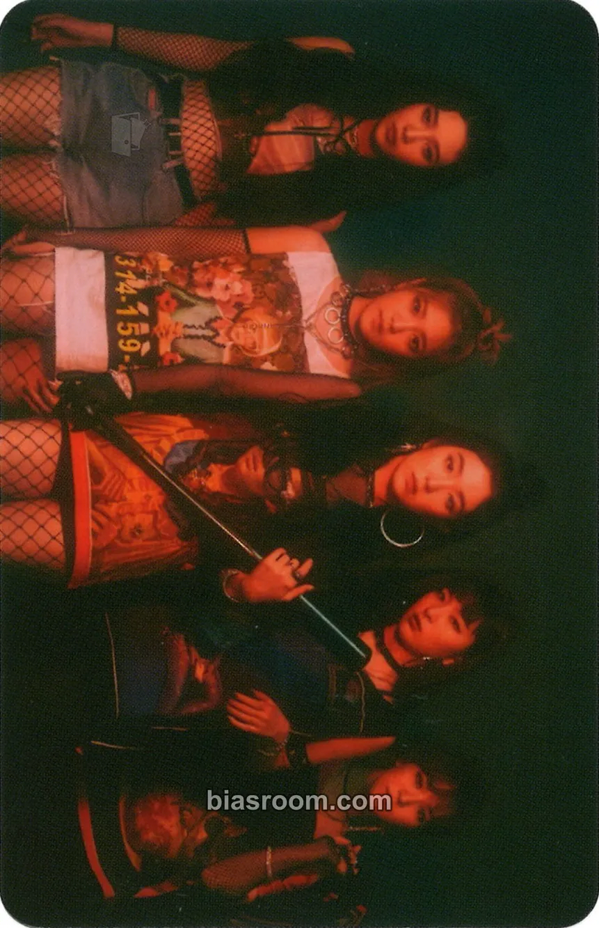 The Perfect Red Velvet Photocard - Red Velvet - Red Velvet K-pop photocard