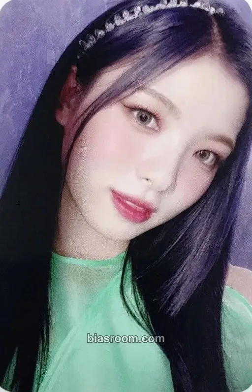 Jinha Veni Vidi Vici Photocard - TRI.BE - TRI.BE K-pop photocard