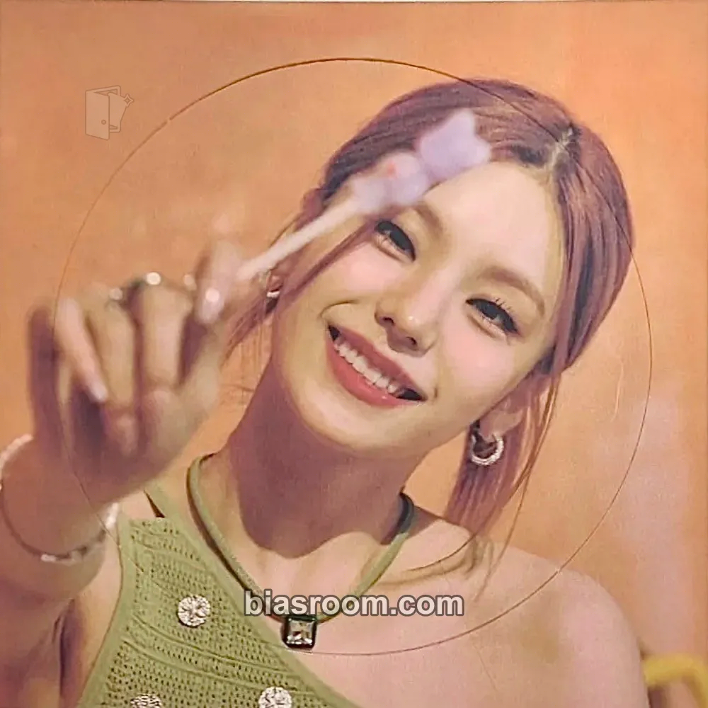 Yeji KILL MY DOUBT Photocard - ITZY - ITZY K-pop photocard