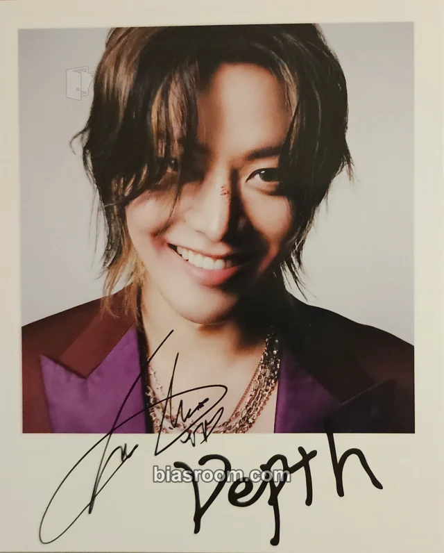 NCT - Yuta - Depth Album polaroid album inclusion internal version